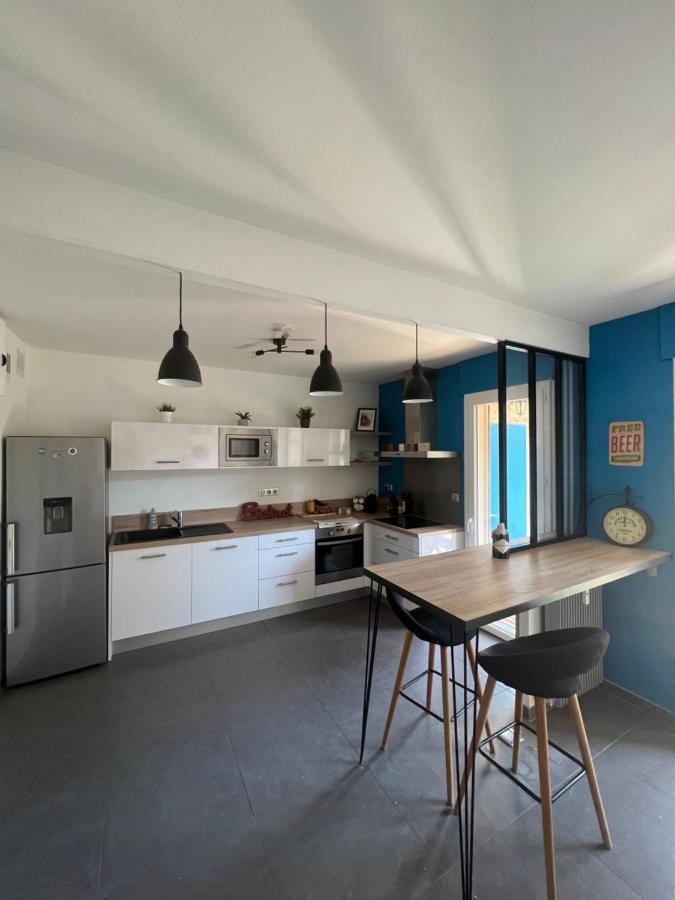 Superbe Appartement Centre Ville Nimes Exterior photo